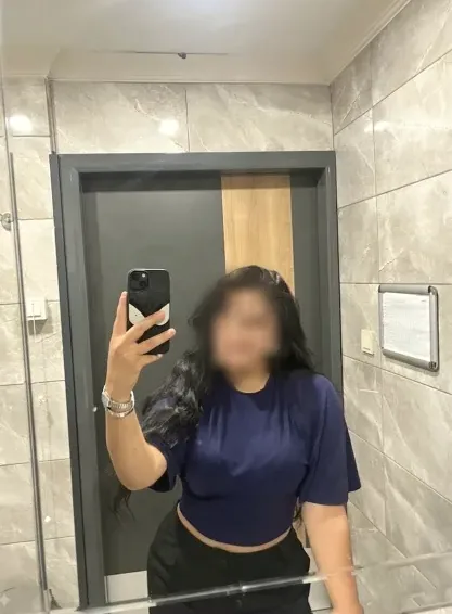 Alina, 20