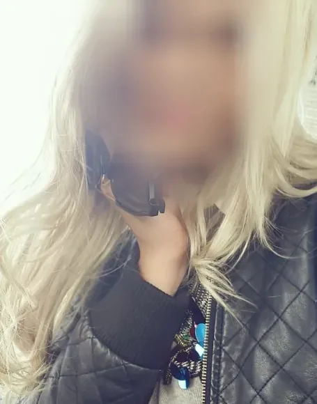 Carina, 32