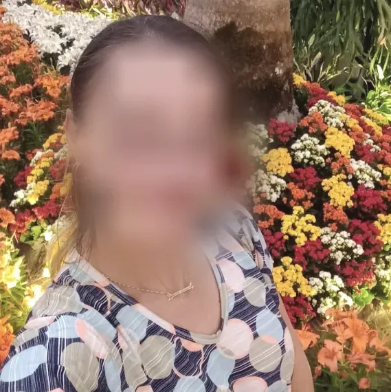 Lena, 33