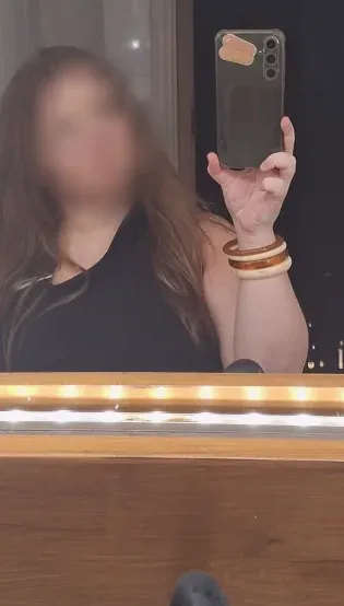 Marie, 19