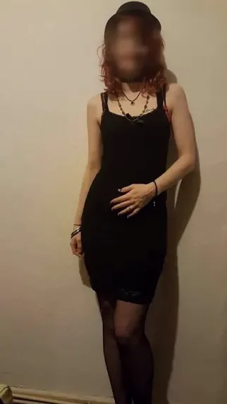 Nadine, 35